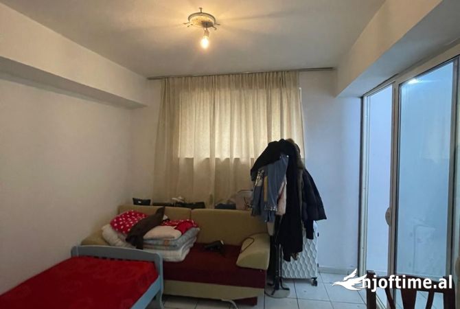 Shtepi me qera 2+1 ne Tirane - 40,000 Leke
