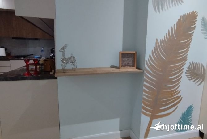 Shtepi ne shitje Apartament ne Tirane, 2+1, Mobilimi E mobiluar, Pagesa 134,000  Euro.