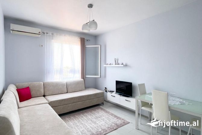 Shtepi me qera 1+1 ne Tirane - 650 Euro