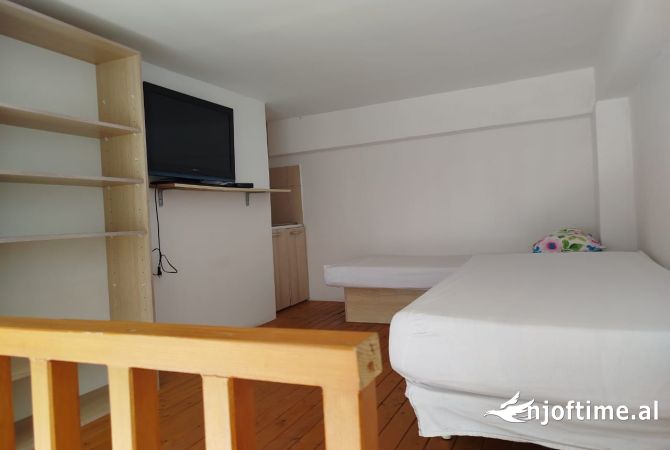 Ambient biznesi ne shitje 1+1 ne Tirane - 33,000 Euro