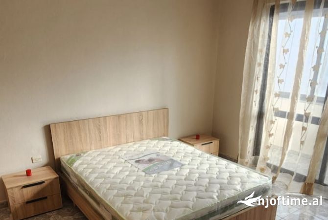 Shtepi me qera 1+1 ne Tirane - 450 Euro