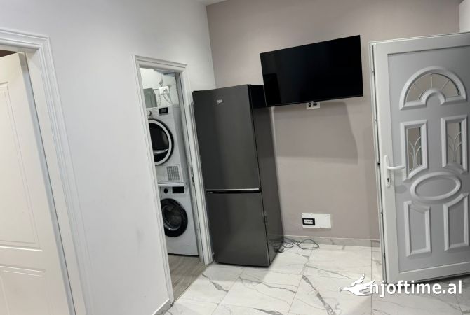 Shtepi me qera 1+1 ne Tirane - 450 Euro