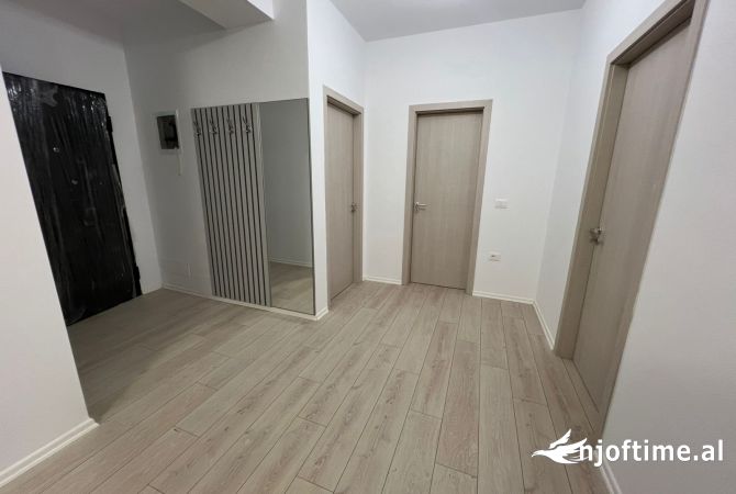 Shtepi me qera Apartament ne Tirane, 2+1, Mobilimi E mobiluar, Pagesa 600  Euro.