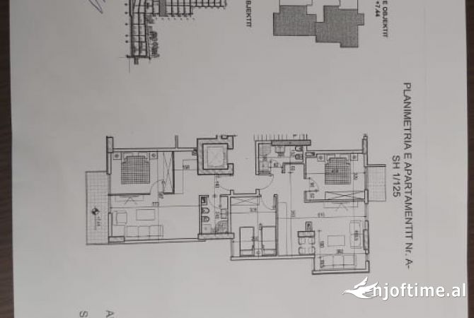 Jepet Ambjent Biznesi me qera 2+1 Rruga e Kosovarve 