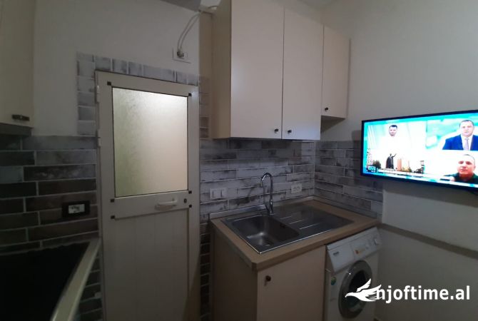 Shtepi me qera Garsoniere ne Tirane - 370 Euro