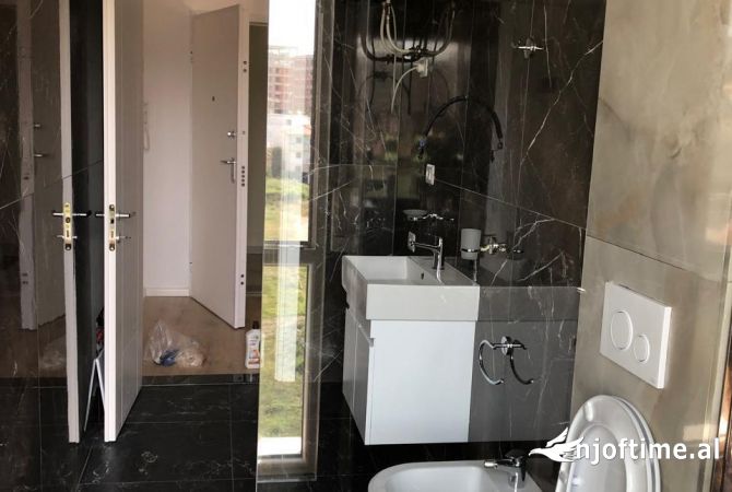 Shtepi me qera Apartament ne Tirane, 2+1, Mobilimi E mobiluar, Pagesa 500  Euro.