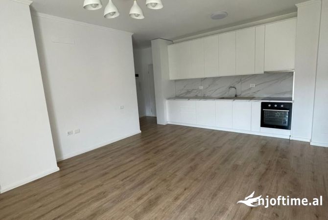 Shtepi me qera 2+1 ne Tirane - 500 Euro