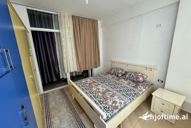 Shtepi ne shitje 1+1 ne Tirane - 650,000 Euro