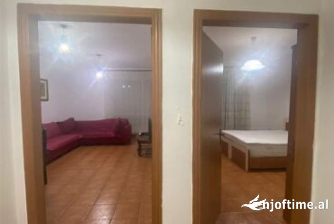 Shtepi me qera 1+1 ne Tirane - 500 Euro