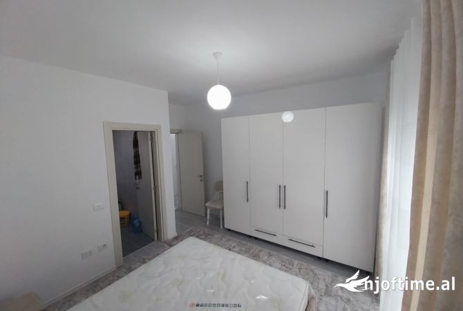 Shtepi me qera Apartament ne Tirane, 2+1, Mobilimi E mobiluar, Pagesa 600  Euro.