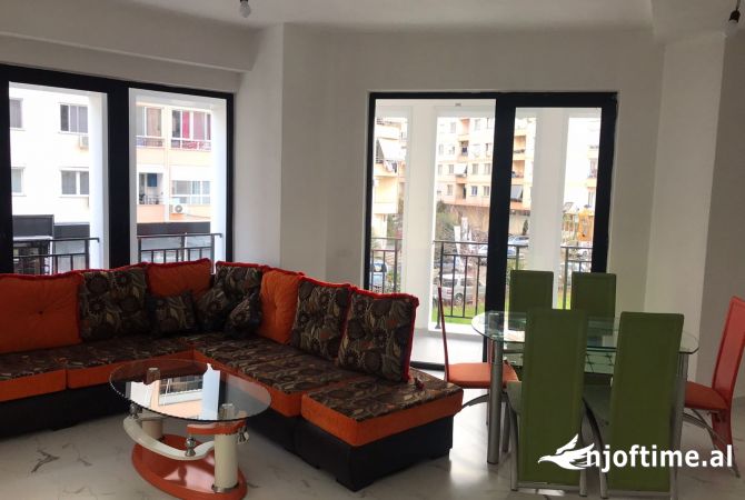 Shtepi me qera 2+1 ne Tirane - 500 Euro