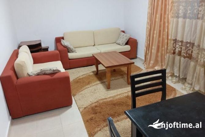 Shtepi me qera 1+1 ne Tirane - 300 Euro