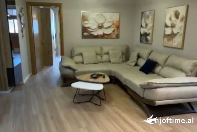 Shtepi ne shitje 2+1 ne Tirane - 235,000 Euro