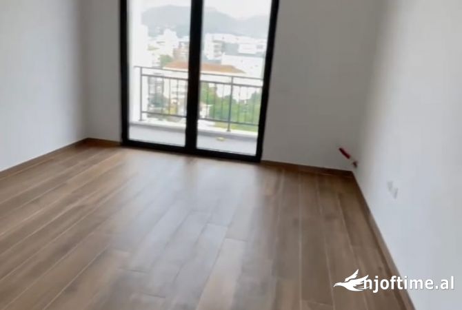 Shtepi me qera 2+1 ne Tirane - 550 Euro