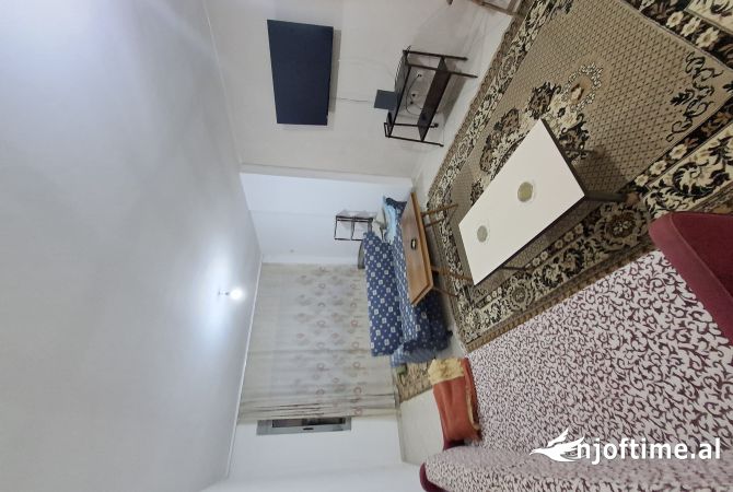 Shtepi me qera 2+1 ne Tirane - 450 Euro
