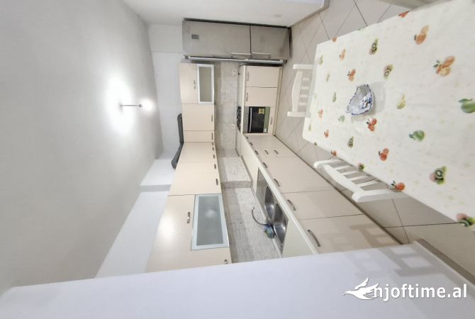 Shtepi me qera 2+1 ne Tirane - 450 Euro