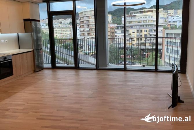 Shtepi me qera Apartament ne Tirane, 2+1, Mobilimi Pjeserisht e mobiluar, Pagesa 1,500  Euro.