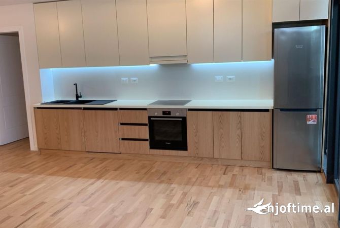 Shtepi me qera Apartament ne Tirane, 2+1, Mobilimi Pjeserisht e mobiluar, Pagesa 1,500  Euro.