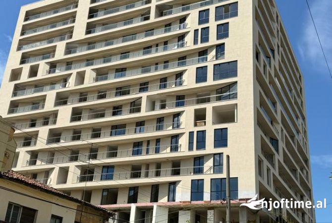 Ambient biznesi ne shitje 1+1 ne Tirane - 85,000 Euro
