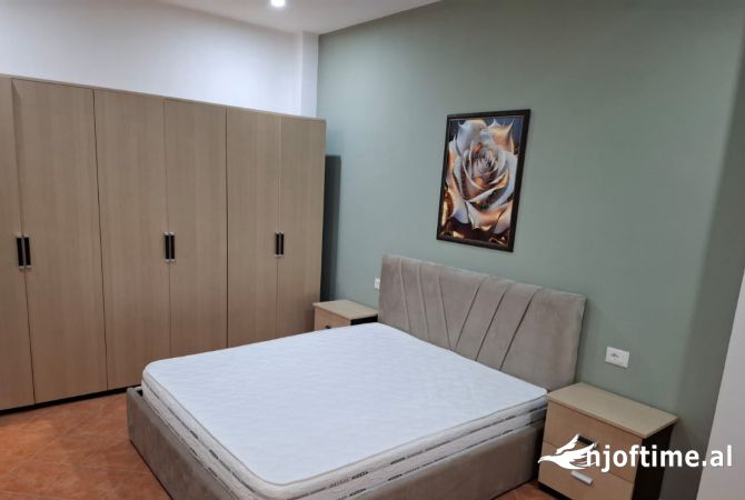Shtepi me qera 1+1 ne Tirane - 400 Euro