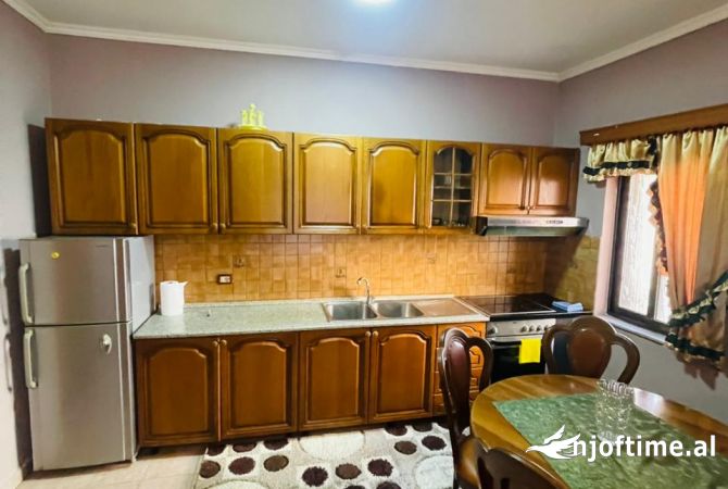 Shtepi me qera 2+1 ne Tirane - 500 Euro