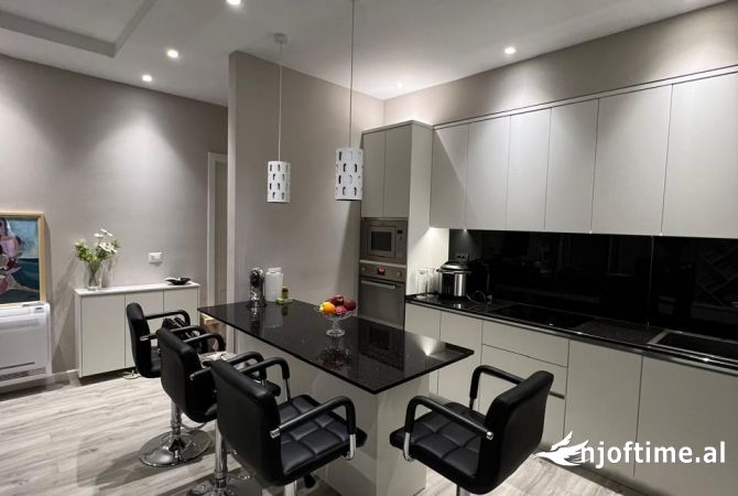 Shtepi ne shitje 3+1 ne Tirane - 180,000 Euro