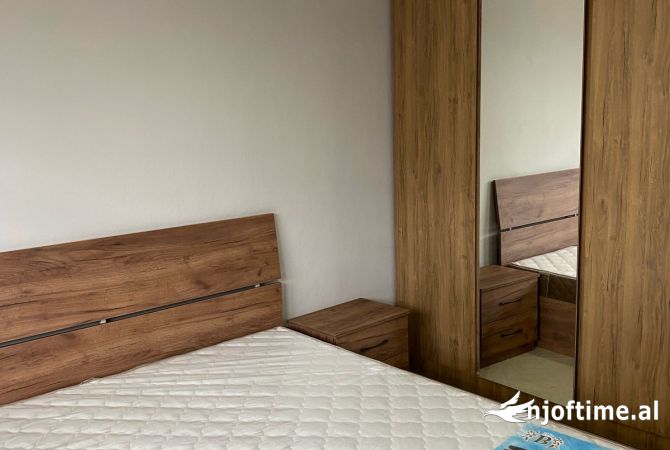 Shtepi me qera 2+1 ne Tirane - 700 Euro