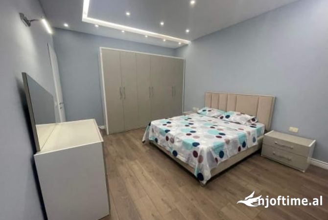 Shtepi me qera 3+1 ne Tirane - 650 Euro