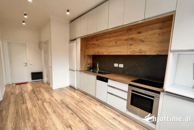Shtepi me qera 2+1 ne Tirane - 600 Euro