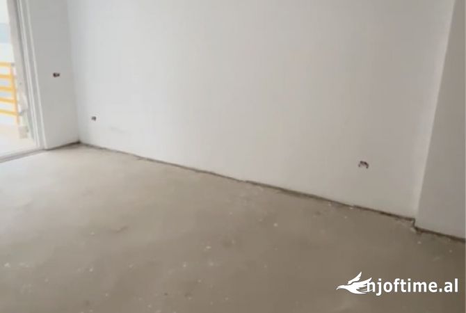 Shtepi ne shitje 1+1 ne Tirane - 130,000 Euro