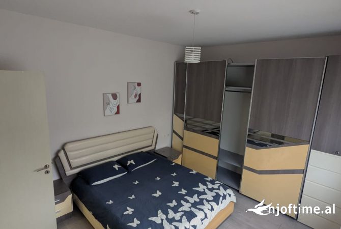 Shtepi me qera Apartament ne Tirane, 1+1, Mobilimi E mobiluar, Pagesa 600  Euro.