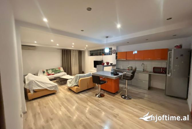 Shtepi me qera 1+1 ne Tirane - 650 Euro