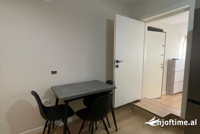 Shtepi me qera 1+1 ne Tirane - 450 Euro
