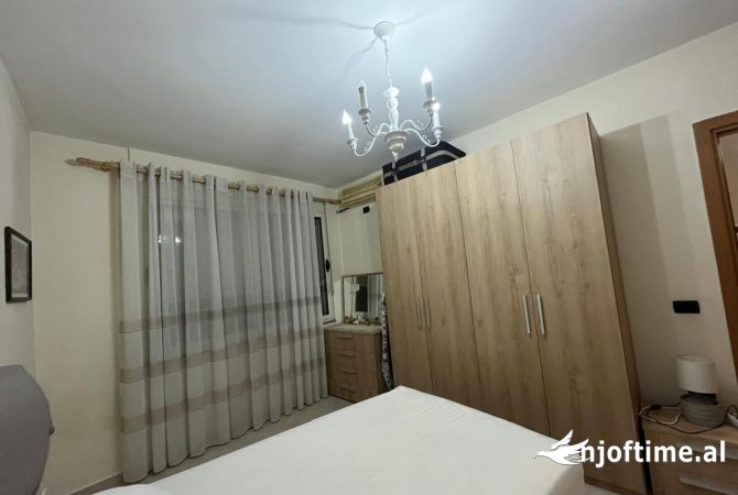 Shtepi me qera 1+1 ne Tirane - 450 Euro