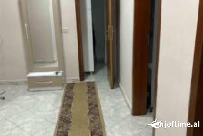 Shtepi me qera 1+1 ne Tirane - 450 Euro