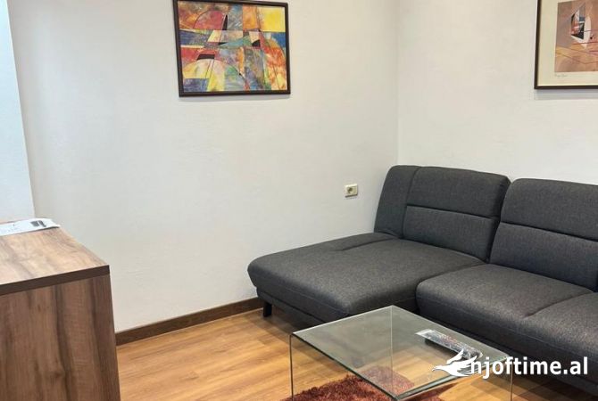 Shtepi me qera 1+1 ne Tirane - 600 Euro