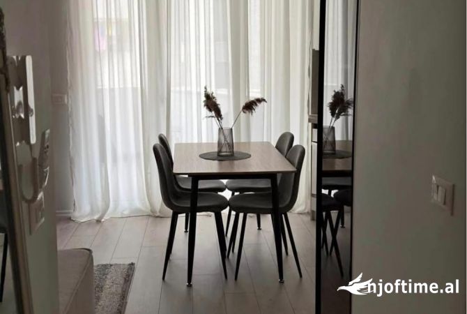 Shtepi me qera 1+1 ne Tirane - 550 Euro