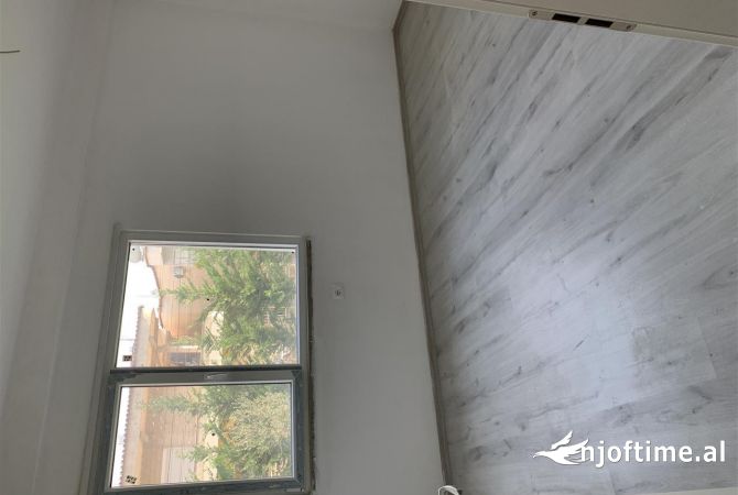 Shtepi ne shitje 1+1 ne Tirane - 93,000 Euro
