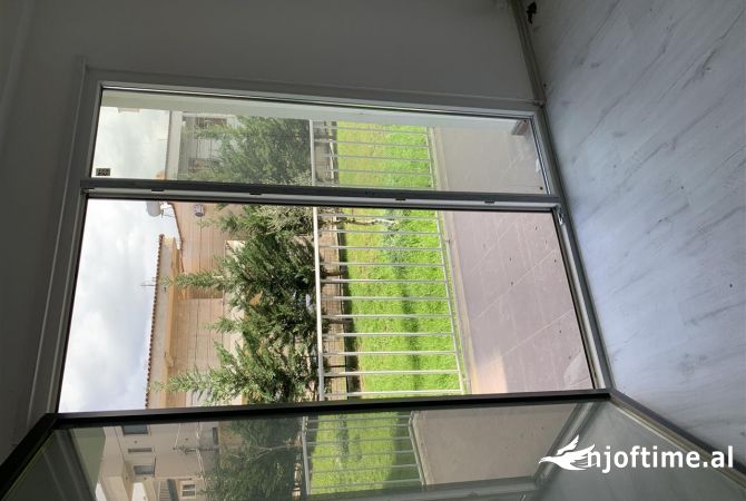 Shtepi ne shitje 1+1 ne Tirane - 93,000 Euro