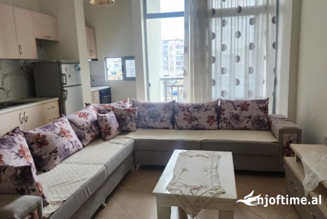Casa in affitto 2+1 a Tirana - 450 Euro
