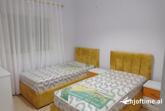Shtepi me qera 2+1 ne Tirane - 430 Euro