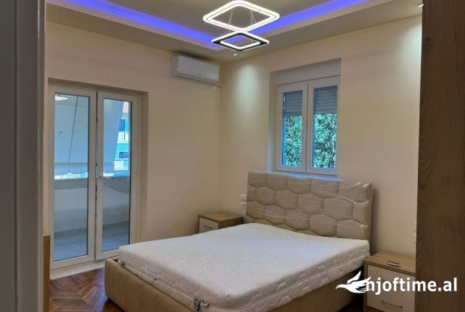 Shtepi me qera Apartament ne Tirane, 1+1, Mobilimi E mobiluar, Pagesa 600  Euro.