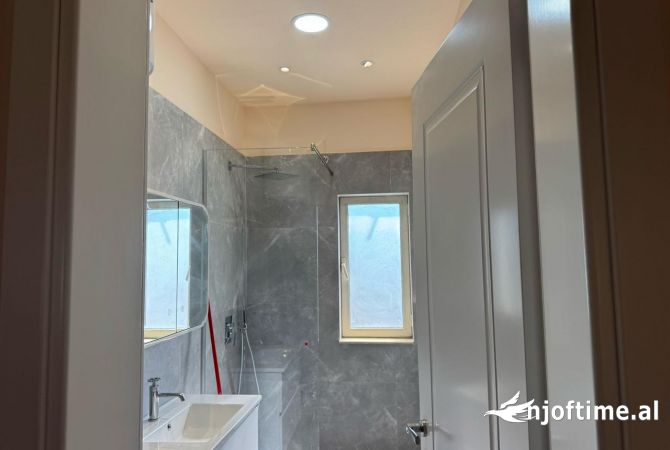 Shtepi me qera Apartament ne Tirane, 1+1, Mobilimi E mobiluar, Pagesa 600  Euro.