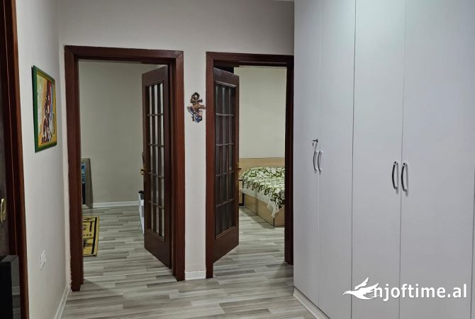 Shtepi me qera 2+1 ne Tirane - 500 Euro