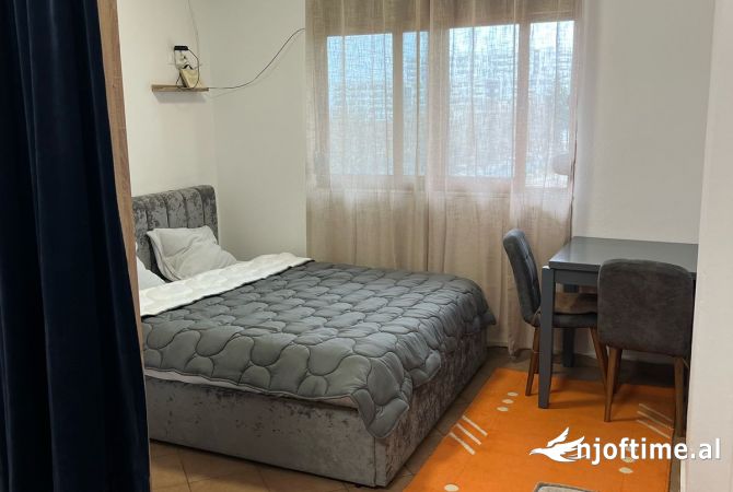 Shtepi me qera 1+1 ne Tirane - 450 Euro