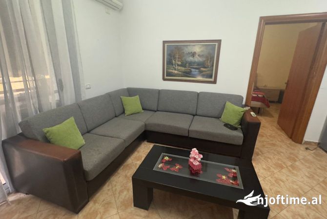 Shtepi me qera 1+1 ne Tirane - 450 Euro