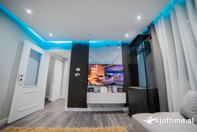 Shtepi me qera Shtepi Private ne Tirane, 2+1, Mobilimi E mobiluar, Pagesa 600  Euro.