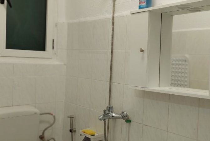 Shtepi me qera Apartament ne Tirane, 1+1, Mobilimi E mobiluar, Pagesa 600  Euro.