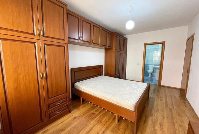 Shtepi me qera 2+1 ne Tirane - 500 Euro