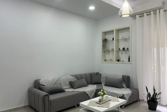 Shtepi me qera Apartament ne Tirane, 1+1, Mobilimi E mobiluar, Pagesa 600  Euro.